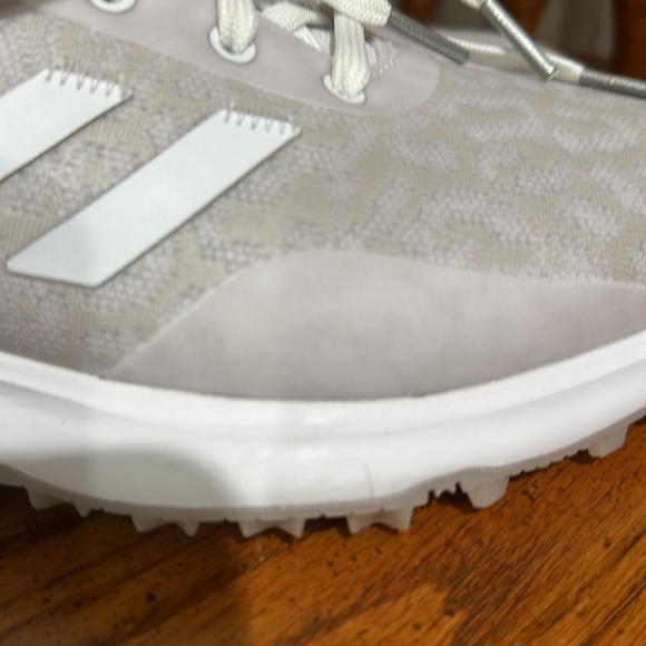 Addias Ladies Golf Shoes New - Picture 4 of 9